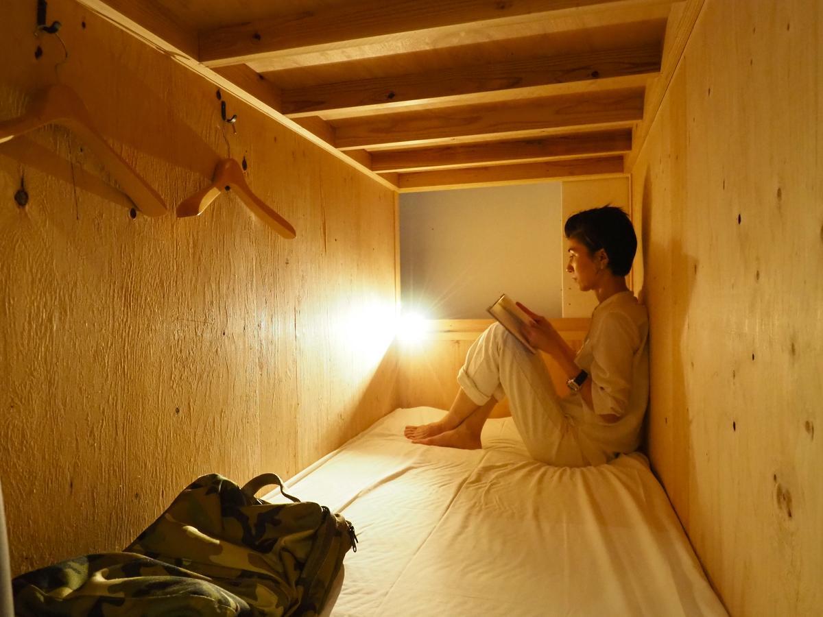 Bed Stock Hostel Fukuoka  Exterior foto